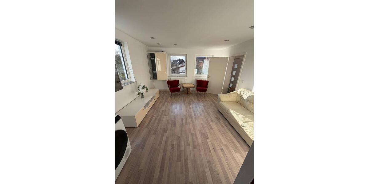 Einfamilienhaus Bad Gandersheim - 8 Zimmer, 245 m&sup2;, 265.000&euro; | Angebot:26260793