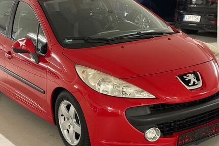 Peugeot 207 181.000 km 2.500 € Essen 45326