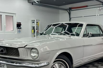 Ford Mustang 45.500 km 27.950 &euro; Altdorf 84032