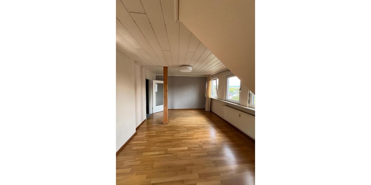 Dachgeschoßwohnung Sinntal - 3 Zimmer, 80 m&sup2;, 575&euro; | Angebot:26044453