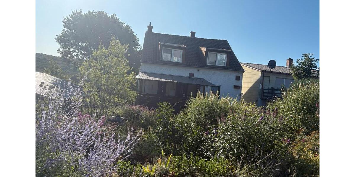 Einfamilienhaus Sulzbach (Saar) - 6 Zimmer, 174 m&sup2;, 210.000&euro; | Angebot:27117403