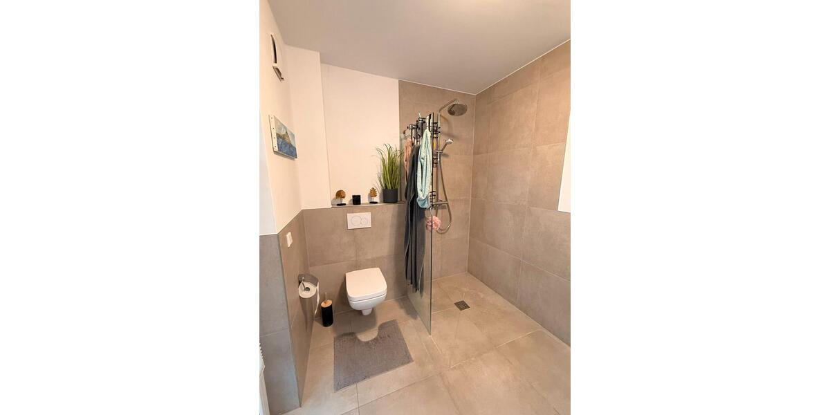 Einfamilienhaus Bad Lippspringe - 3 Zimmer, 80 m&sup2;, 1.125&euro; | Angebot:26340389