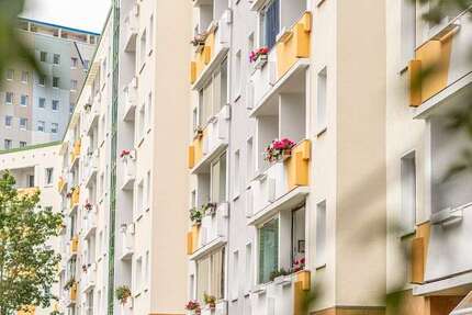 Wohnung Rostock Evershagen - 3 Zimmer, 57 m&sup2;, 399&euro; | Angebot:26305779