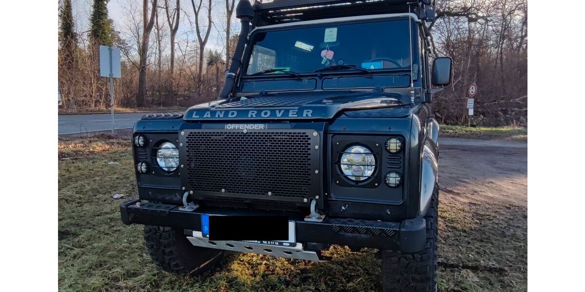 Land Rover Defender 154.000 km 23.800 &euro; Dreieich 63303