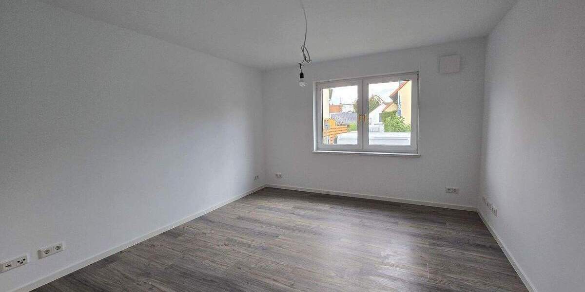 Doppelhaushälfte Römerberg Berghausen - 3 Zimmer, 80 m&sup2;, 1.600&euro; | Angebot:24748360