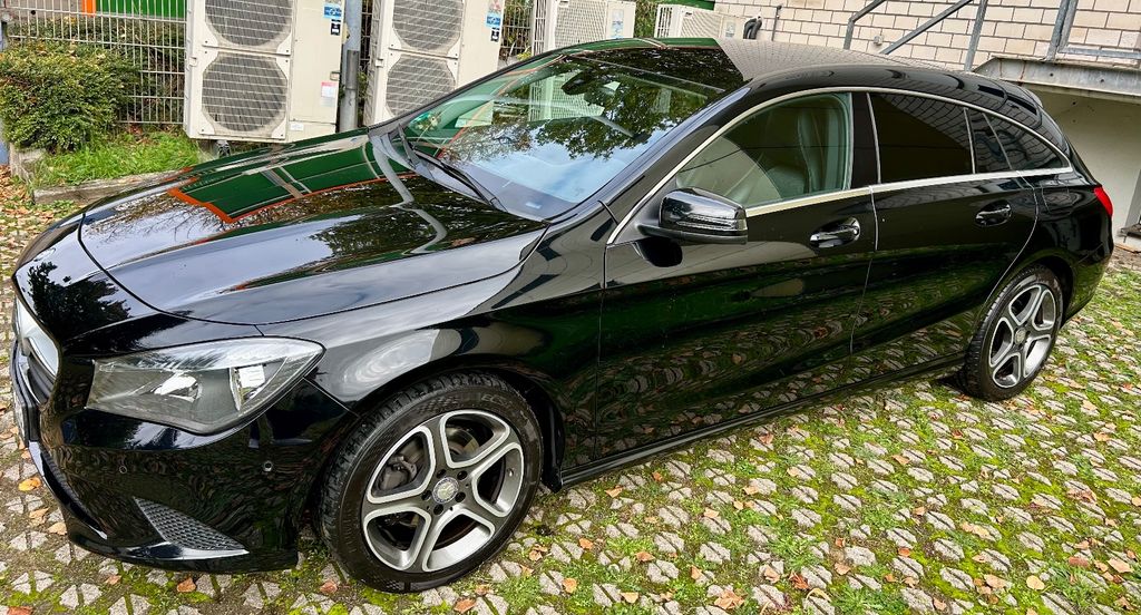 Mercedes-Benz CLA 180 Shooting Brake 159.000 km 12.700 &euro; Flonheim 55237