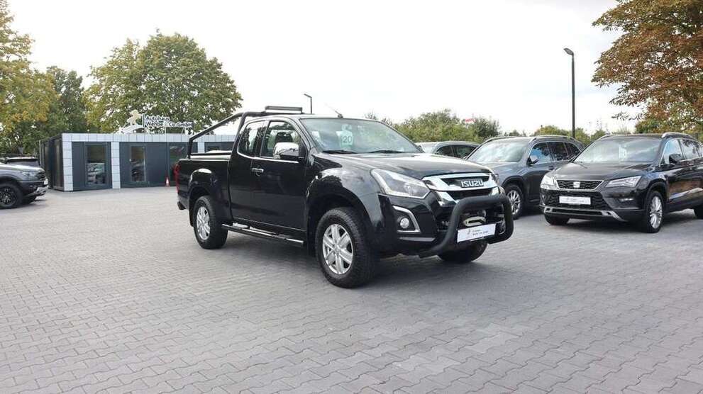 D-Max
