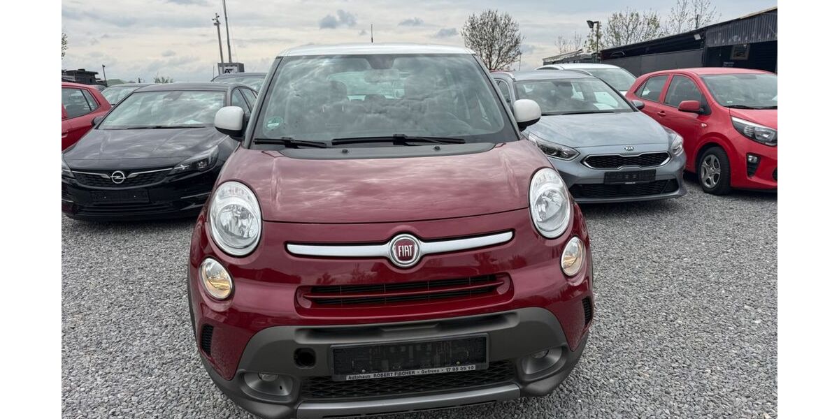 Fiat 500L 97.700 km 6.499 &euro; Regensburg 93055