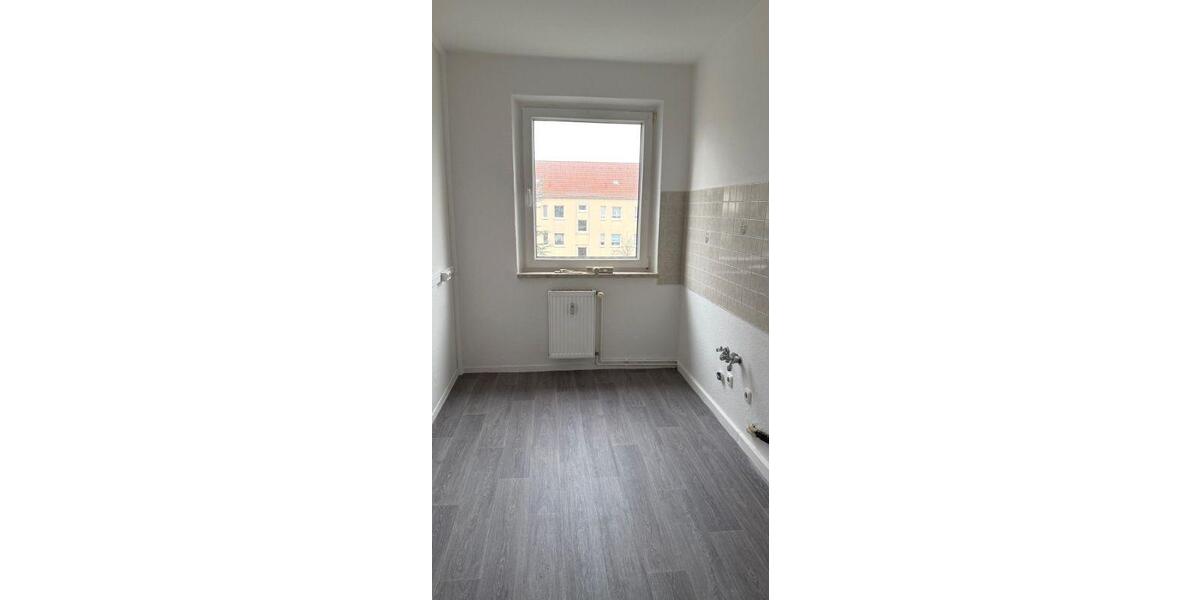Etagenwohnung Aschersleben - 3 Zimmer, 62 m&sup2;, 312&euro; | Angebot:26673064