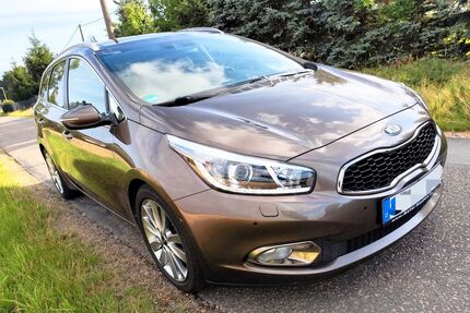 Kia ceed Sportswagon 102.000 km 12.000 &euro; Freiberg 09599