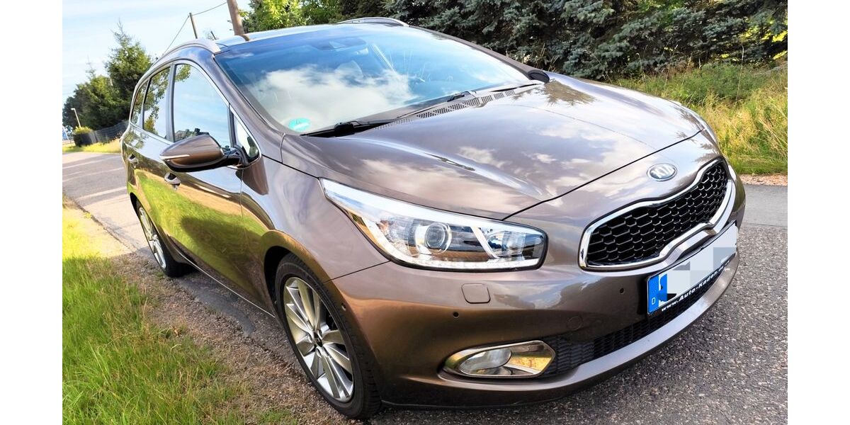Kia ceed Sportswagon 102.000 km 12.000 &euro; Freiberg 09599