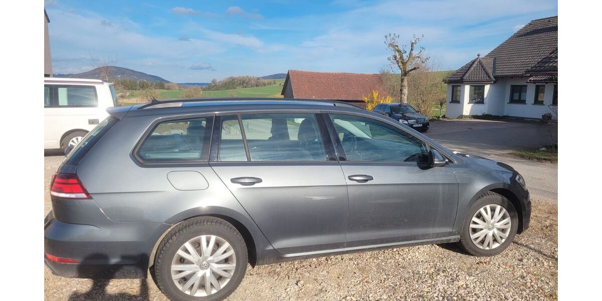 VW Golf 127.965 km 11.700 &euro; Wutach 79879