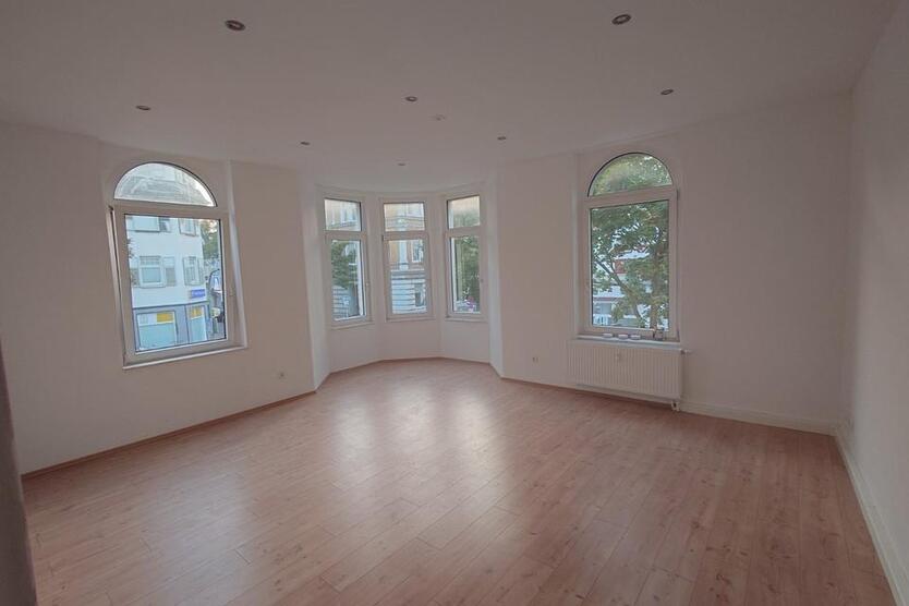 Provisionsfreie helle 3,5 Zimmerwohnung