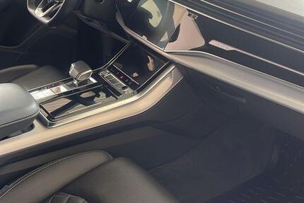 Audi Q7 72.656 km 51.350 &euro; Bad Dürrenberg 06231