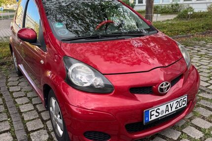 Toyota Aygo (X) 122.000 km 4.000 &euro; Hallbergmoos 85399