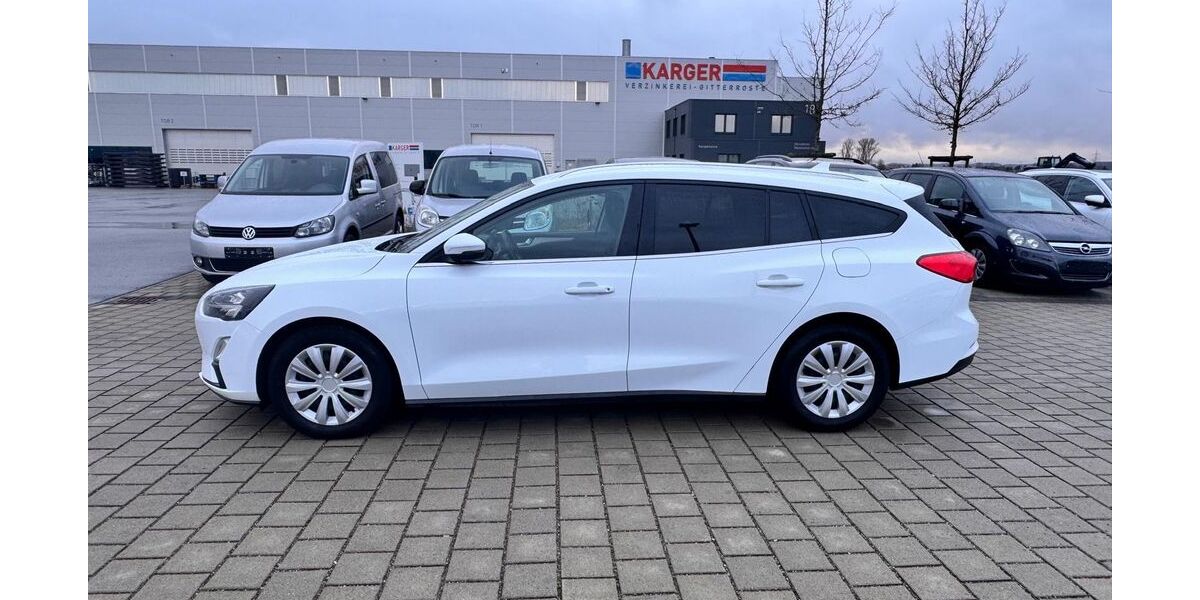 Ford Focus 122.800 km 10.950 &euro; Bad Wurzach 88410