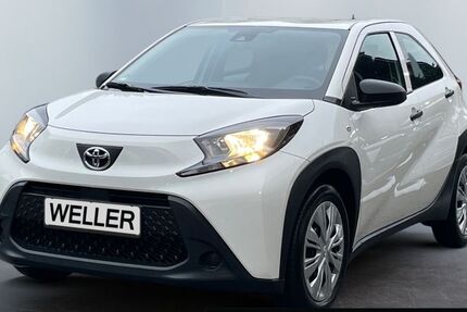 Toyota Aygo (X) 11.720 km 13.749 &euro; Herford 32049