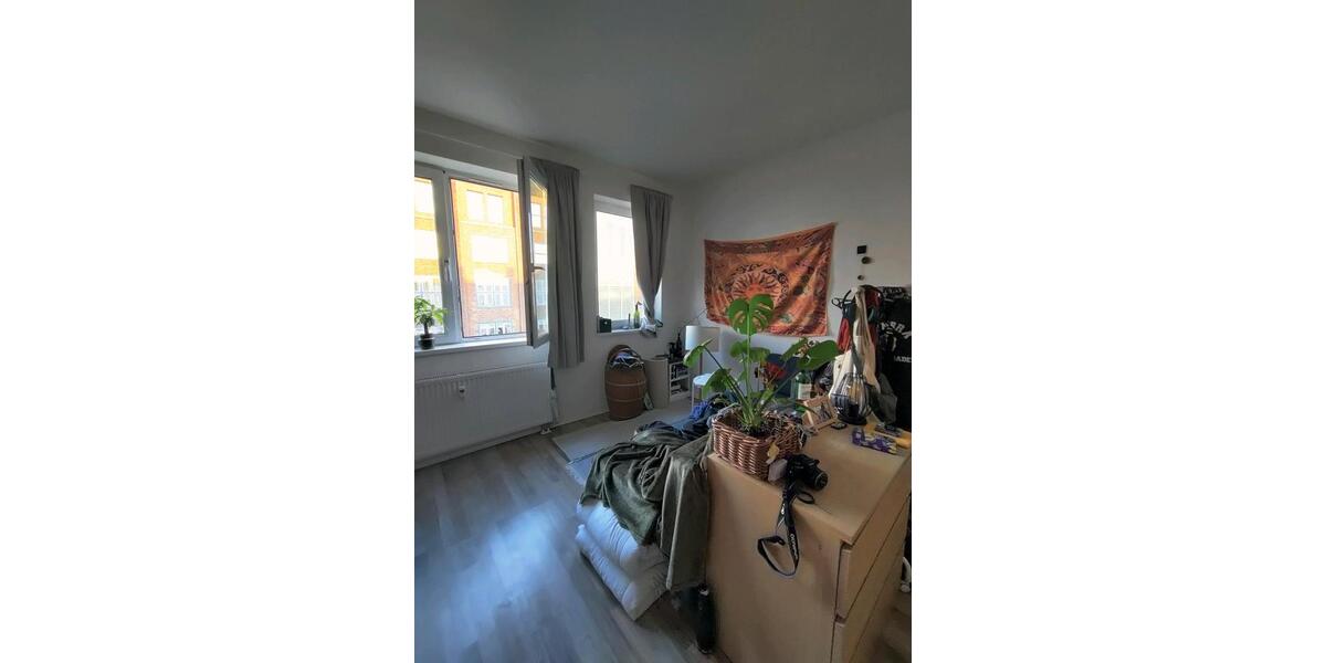 Etagenwohnung Magdeburg Alte Neustadt - 1 Zimmer, 25 m&sup2;, 470&euro; | Angebot:26312652