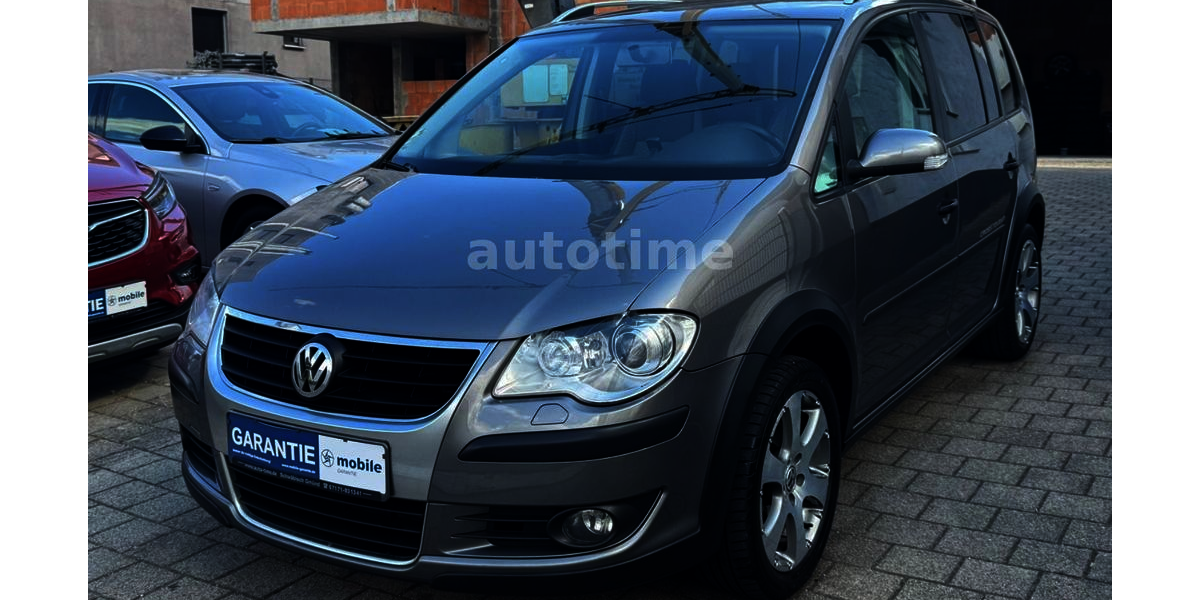 VW Touran 238.000 km 4.990 &euro; Schwäbisch Gmünd 73525