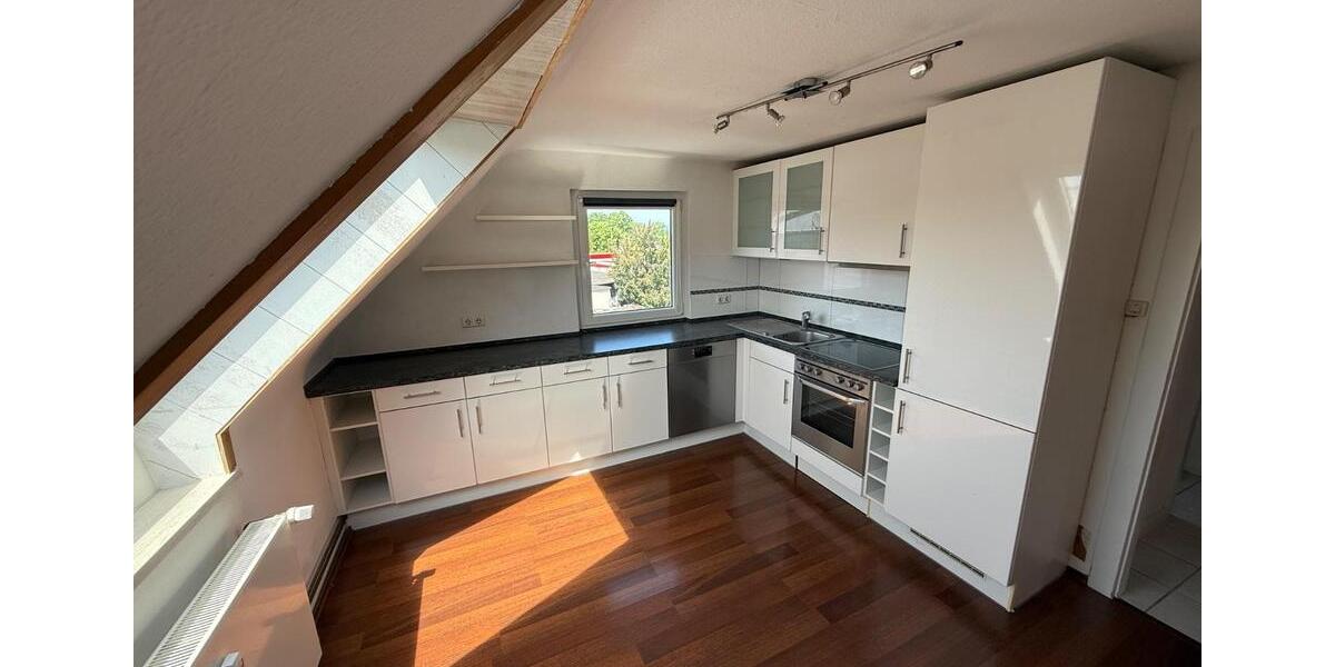 Dachgeschoßwohnung Frankfurt am Main Sindlingen - 2.5 Zimmer, 60 m&sup2;, 1.200&euro; | Angebot:26640404