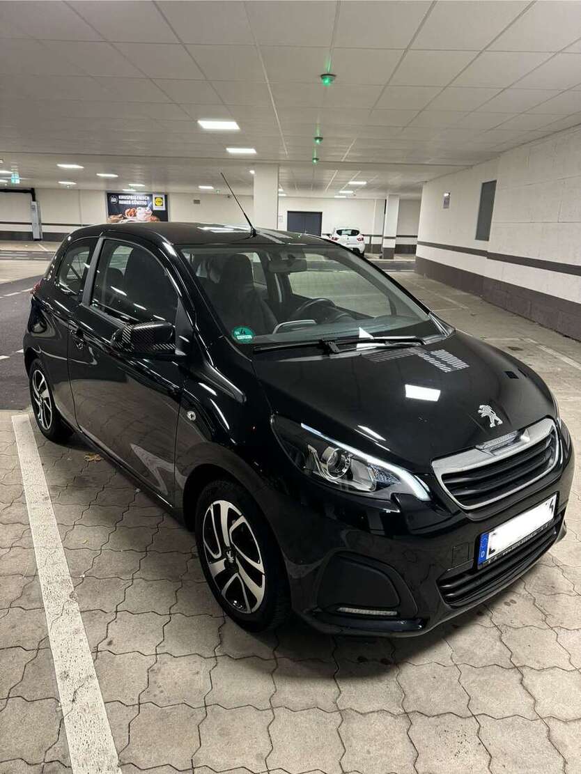Peugeot 108 52.300 km 8.500 € Stuttgart 70378