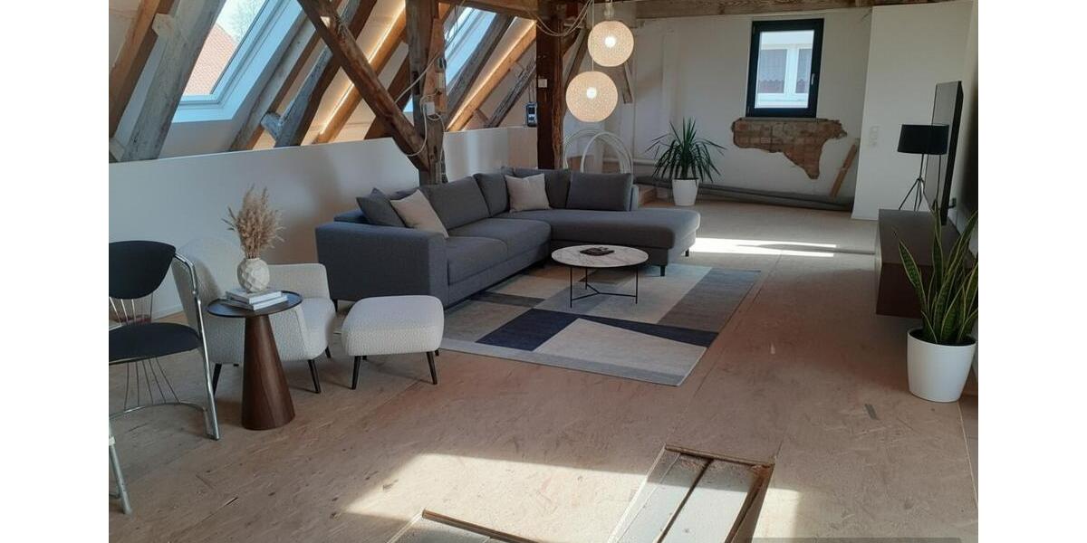 Dachgeschoßwohnung Altentreptow - 2 Zimmer, 90 m&sup2;, 820&euro; | Angebot:26365413