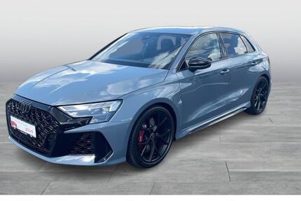 Audi RS3 3.950 km 66.660 &euro; Celle 29227