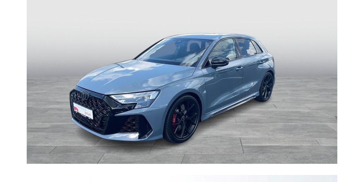 Audi RS3 3.950 km 68.790 &euro; Celle 29227