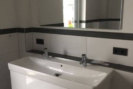 Wohnung Villingen-Schwenningen Schwenningen - 2 Zimmer, 72 m&sup2;, 800&euro; | Angebot:24424070