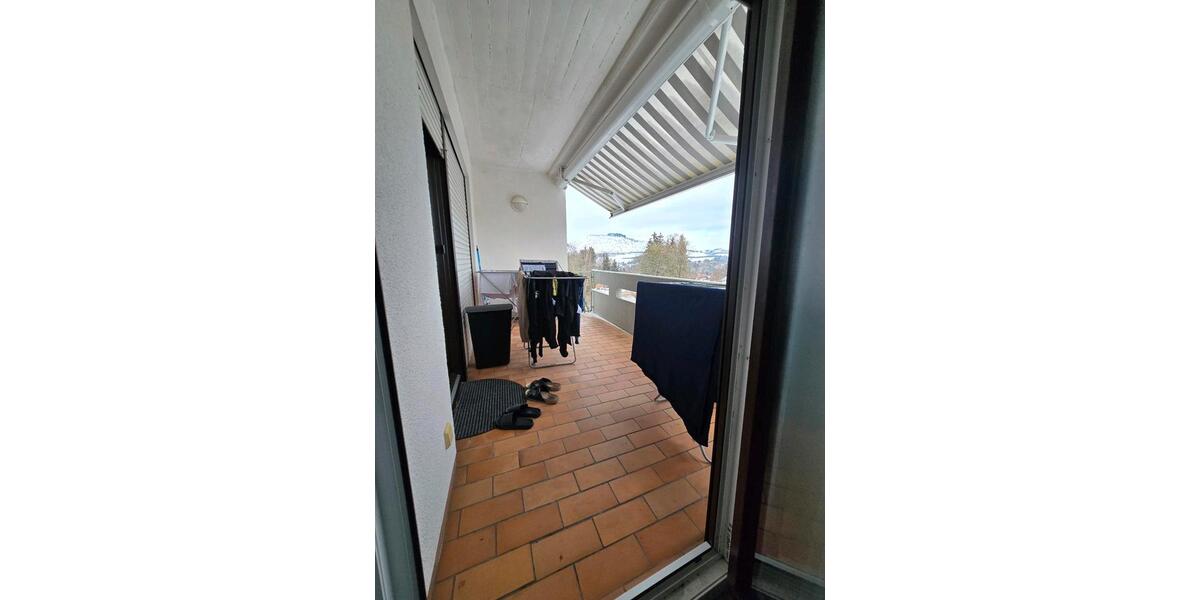 Modernisierte 3-Zimmer Wohnung mit Balkon und Garage zu verkaufen 3 zimmer