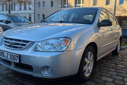 Kia Cerato 98.800 km 3.250 &euro; Brandenburg an der Havel 14773