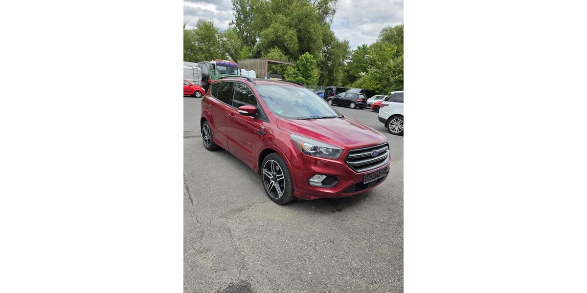 Ford Kuga 173.123 km 11.000 &euro; Amberg 92224