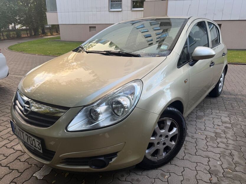 Opel Corsa 106.000 km 2.990 € Springe 31832