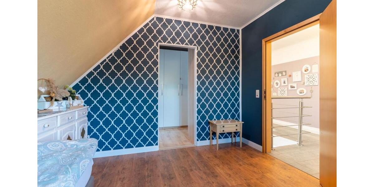 Einfamilienhaus Neukirchen - 6 Zimmer, 161 m&sup2;, 455.000&euro; | Angebot:26800469