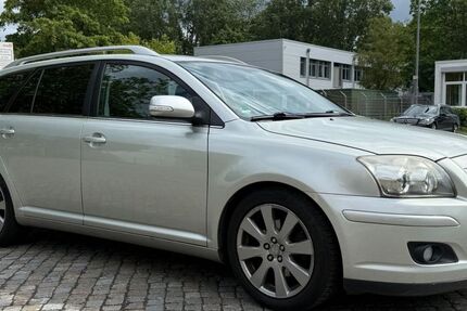 Toyota Avensis 277.750 km 3.490 &euro; Bremen 28329