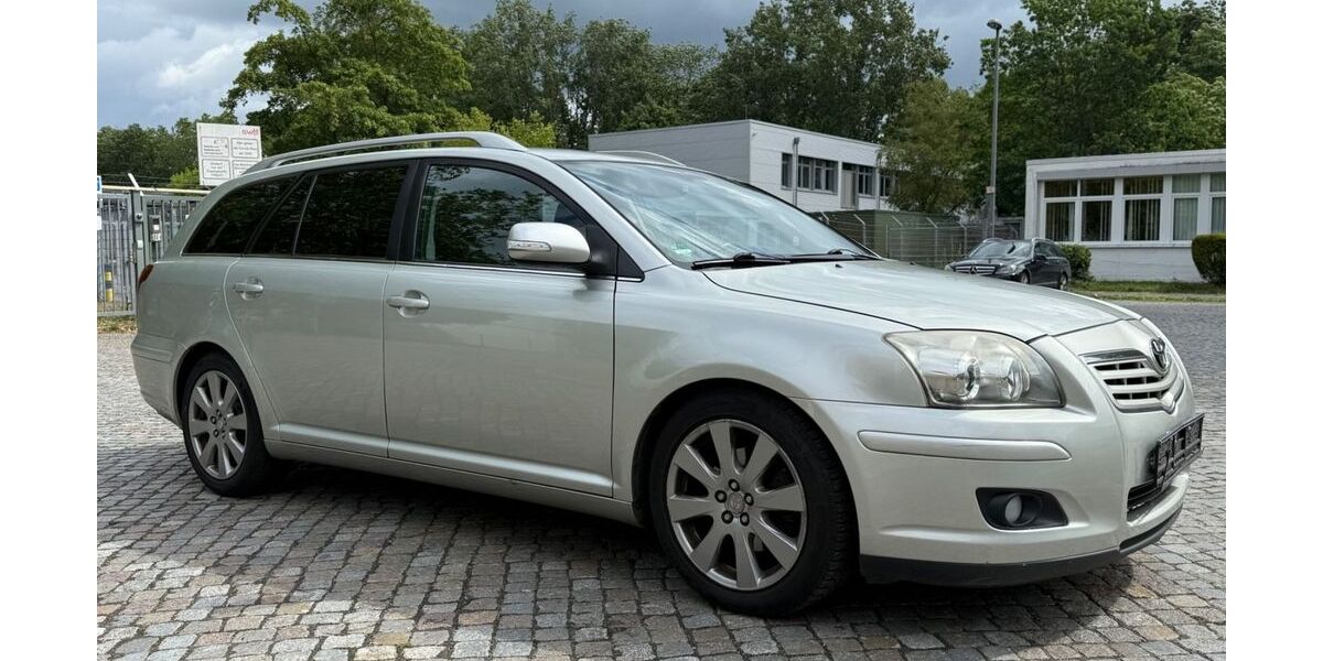 Toyota Avensis 277.750 km 3.490 &euro; Bremen 28329