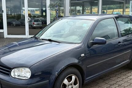 VW Golf 136.621 km 1.100 &euro; Niedergebra 99759