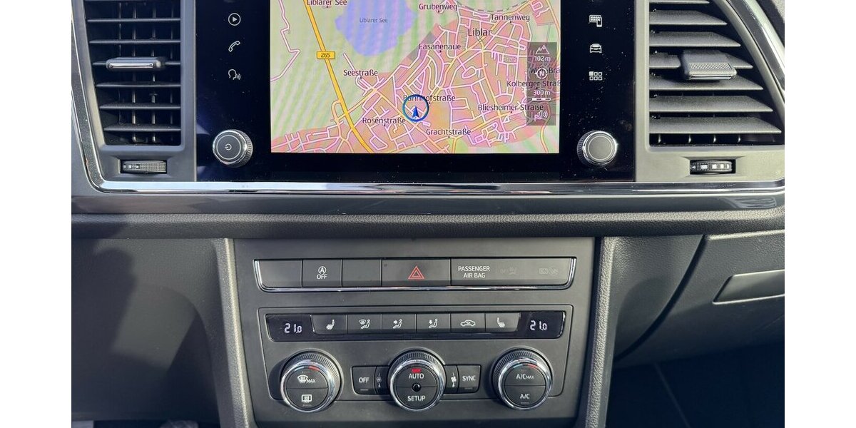 Seat Ateca Leder Navi Klima Temp. SR+WR UNFALLFREI 1a 60.000 km 15.500 &euro; Erftstadt 50374