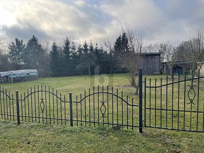 SCHÖN, GROß, RUHIG GELEGEN zimmer