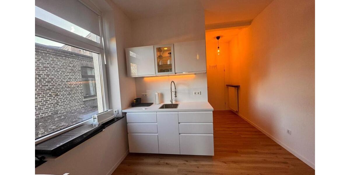 Etagenwohnung Neuss - 1 Zimmer, 45 m&sup2;, 900&euro; | Angebot:25079942