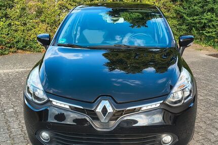 Renault Clio 125.500 km 6.950 &euro; Neuss 41470