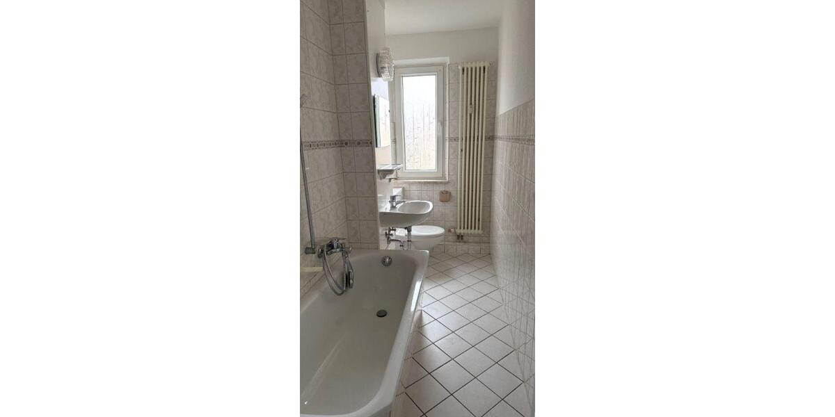 Etagenwohnung Aschersleben - 3 Zimmer, 62 m&sup2;, 312&euro; | Angebot:26673064