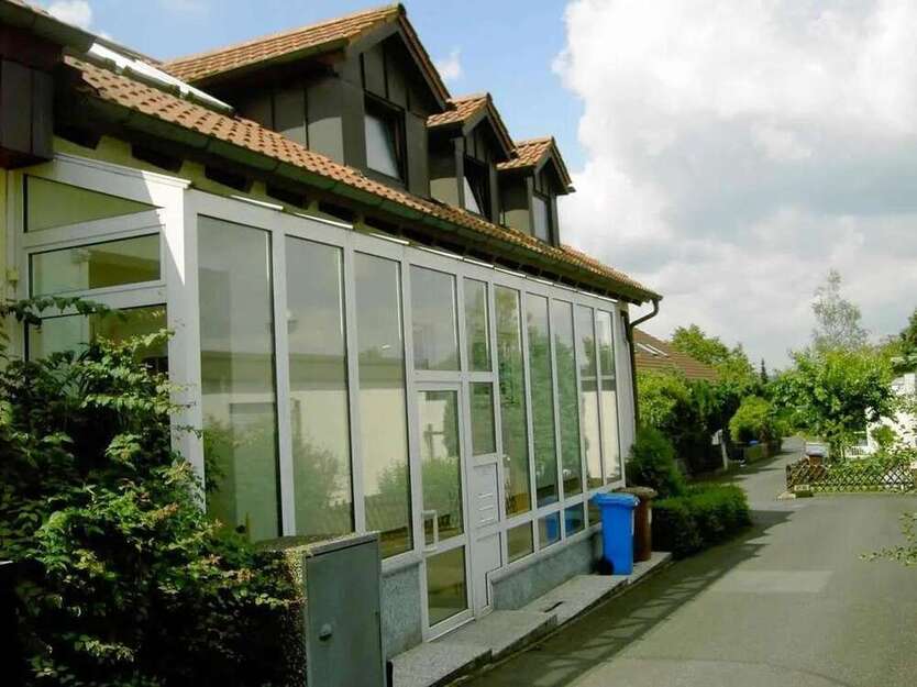 Haus zum Kaufen in Würzburg 598.000 € 241 m²