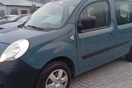 Renault Kangoo 199.725 km 4.690 &euro; Coppenbrügge 31863