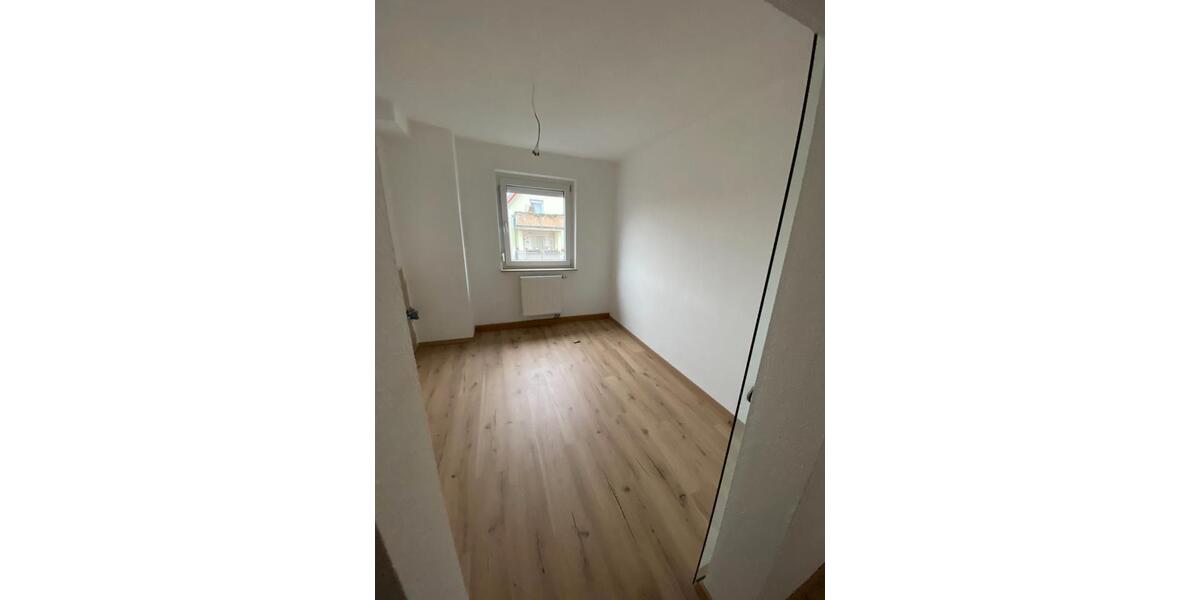 Erdgeschoßwohnung Gerolzhofen - 3 Zimmer, 66 m&sup2;, 560&euro; | Angebot:26695379