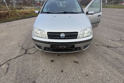 Fiat Punto 103.291 km 2.200 &euro; Bietigheim 76467
