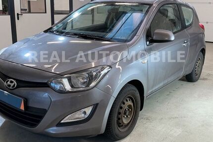 Hyundai i20 87.000 km 4.800 &euro; Frankfurt am Main 65933