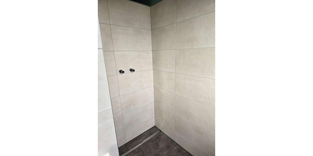 Etagenwohnung Grimmen - 4 Zimmer, 97 m&sup2;, 825&euro; | Angebot:26057835