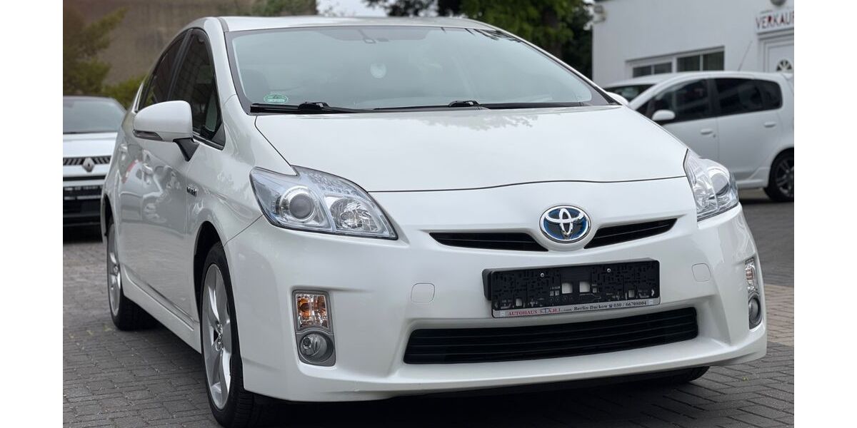 Toyota Prius 124.893 km 10.600 &euro; Berlin 12351