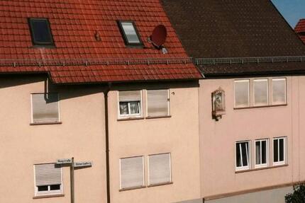 Wohnung Külsheim - 13 Zimmer, 210 m&sup2;, 330.000&euro; | Angebot:17923497